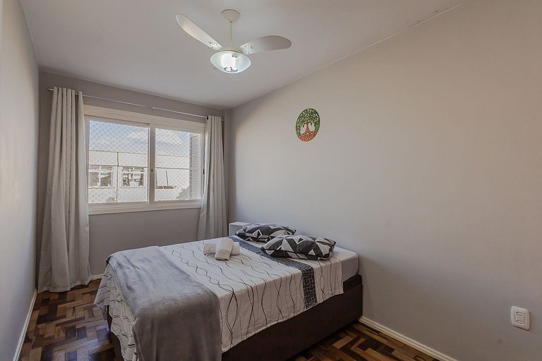 Familiar II 2km da PUC II 4km do Centro ll Wi-Fi 500 Mega ll