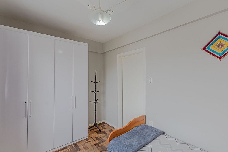 Familiar II 2km da PUC II 4km do Centro ll Wi-Fi 500 Mega ll