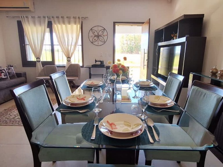 FamiliarIPiscinaICampoIPomarIChurrasqueiraIWi-Fi