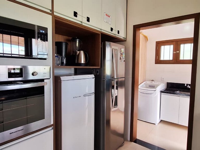 FamiliarIPiscinaICampoIPomarIChurrasqueiraIWi-Fi