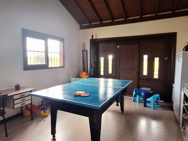 FamiliarIPiscinaICampoIPomarIChurrasqueiraIWi-Fi