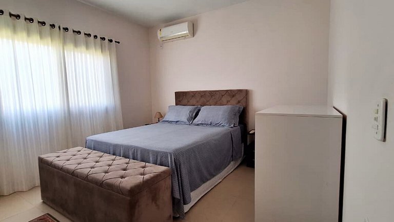 FamiliarIPiscinaICampoIPomarIChurrasqueiraIWi-Fi