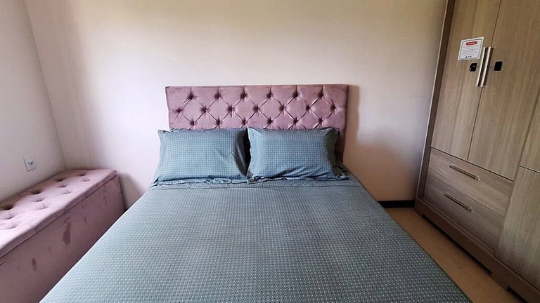 FamiliarIPiscinaICampoIPomarIChurrasqueiraIWi-Fi